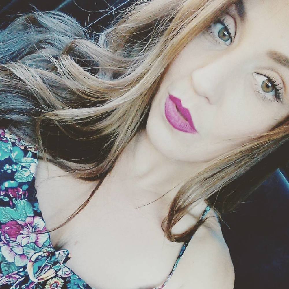 Meet your Posher, Justine